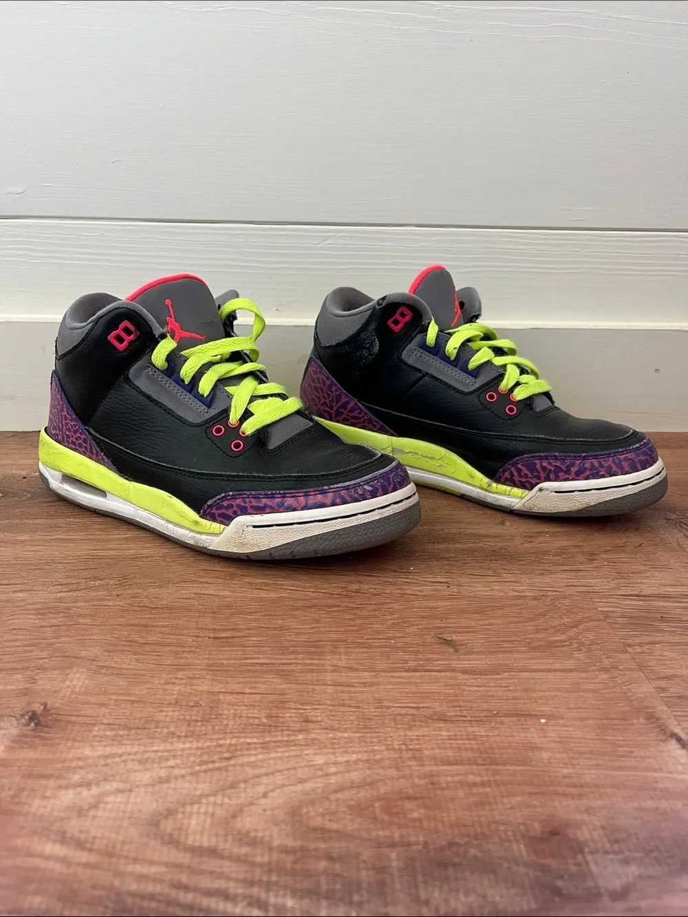 Nike Kids Black Sneakers with Neon Yellow Laces & Pink Accents